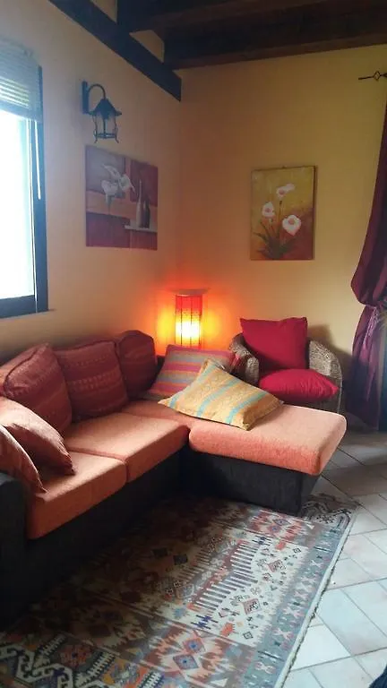 בית נופש ברוקולי Villa Grazia איטליה